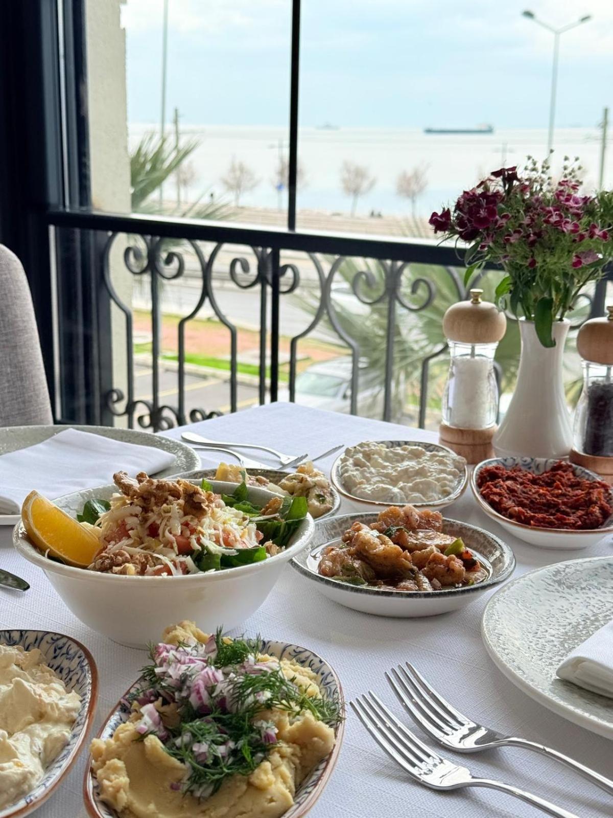 The Yali Konak Hotel İzmir Kültér fotó